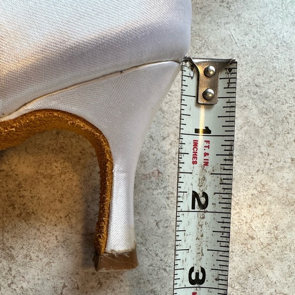 Women’s rhinestone wedding shoes size 8 - Picture 9 of 9